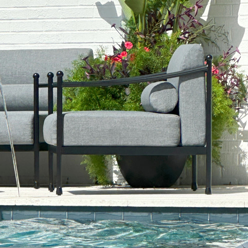 PHI VILLA 5-Seater Oversized Premium Metal Outdoor Sofa Set in Gray
