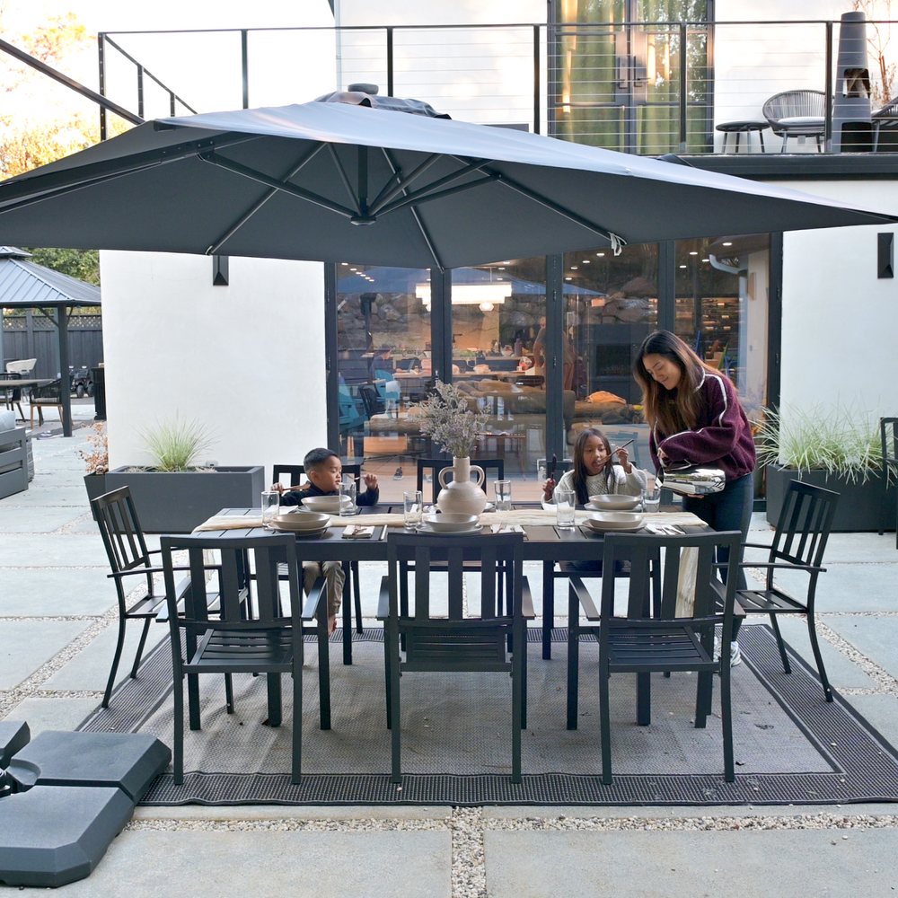 Square Cantilever Patio Umbrella - 360° Rotation and 7-Tilt Adjustable